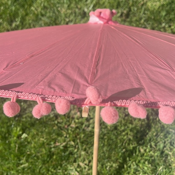 ROSE PINK POMPOM PARASOL - Picture 5 of 6